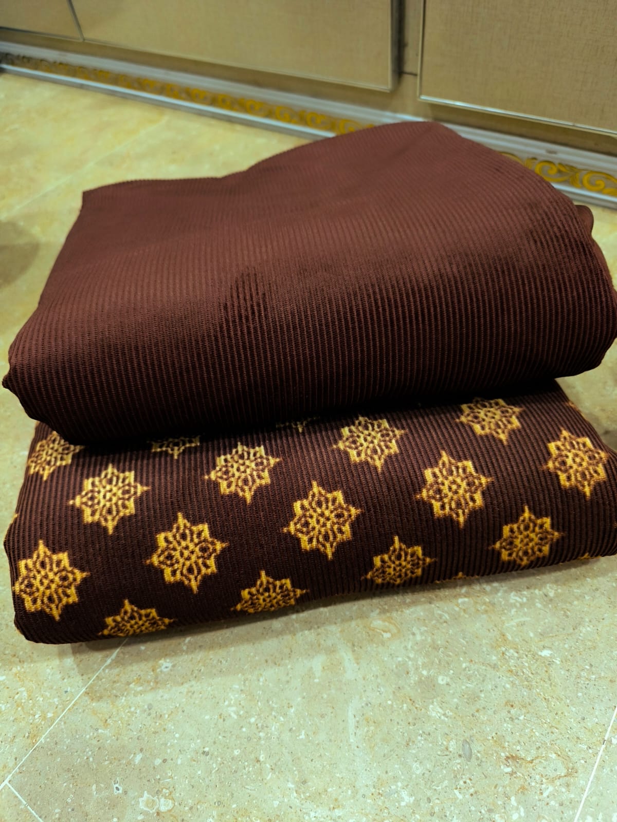 Phool booti cortrai wool